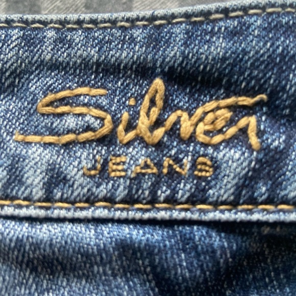 Silver Jeans Blue low rise Julia denim shorts - Picture 3 of 5